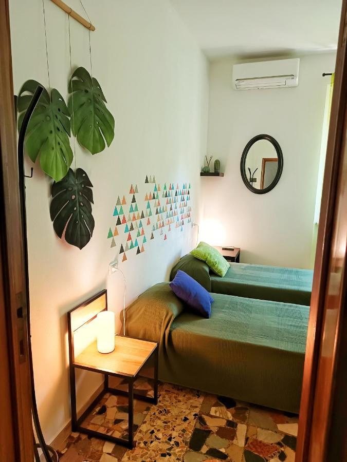 Camera Doppia con Letti Singoli con Bagno Privato