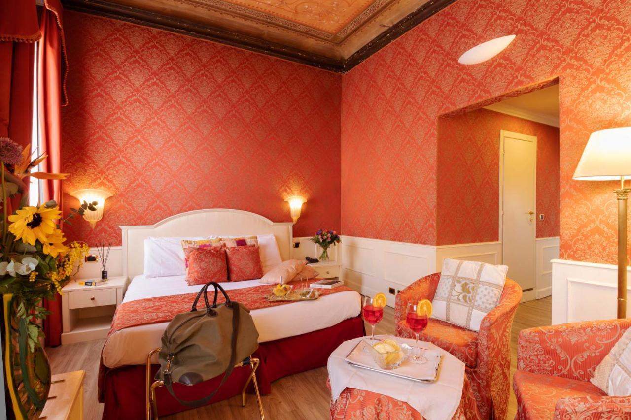 Junior Suite Canal View