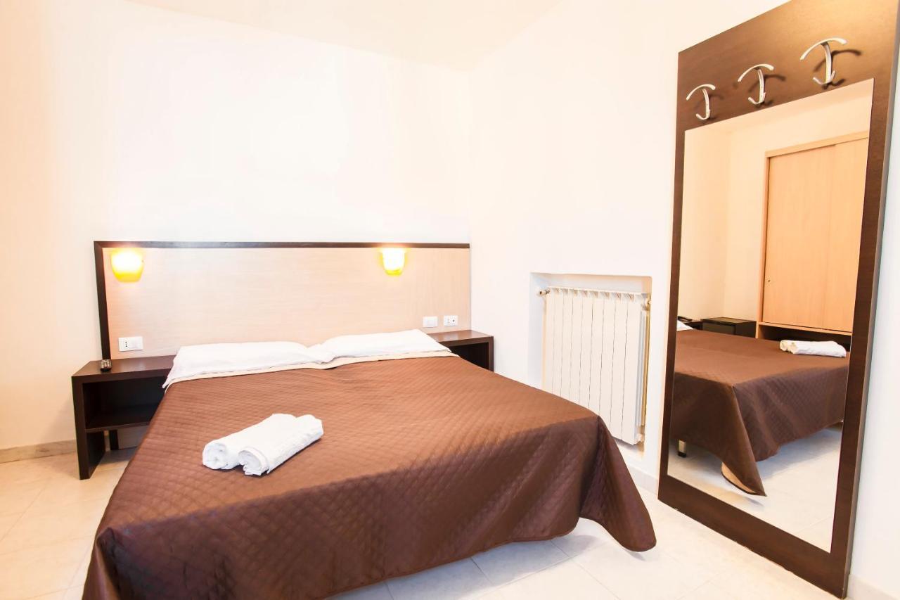Economy Double Room,1113594960:JPEG