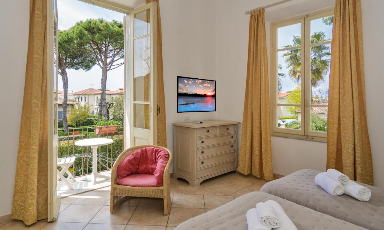 Double or Twin Room with Balcony