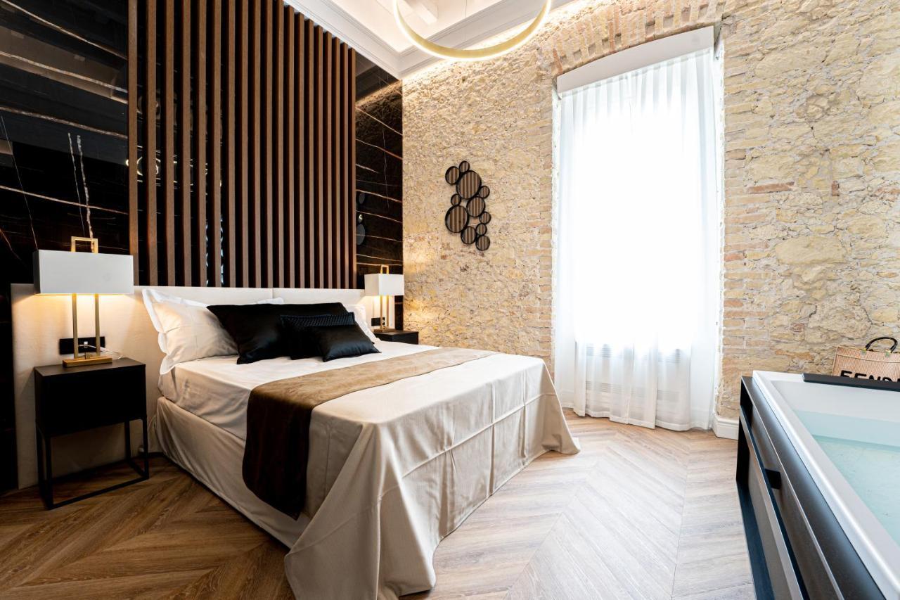 Deluxe Room,1237301794:JPEG