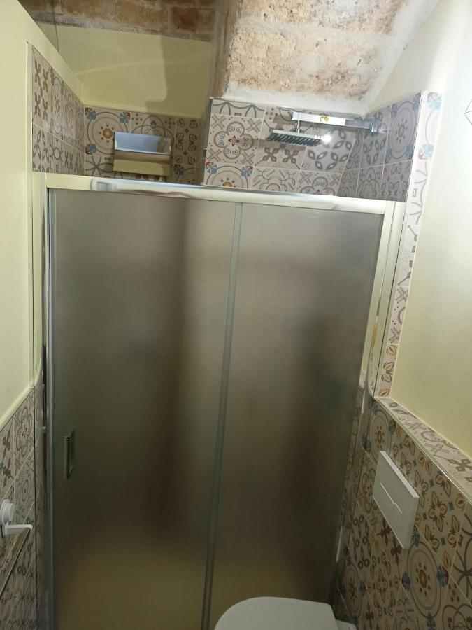 Deluxe Quadruple Room,1261766692:JPEG