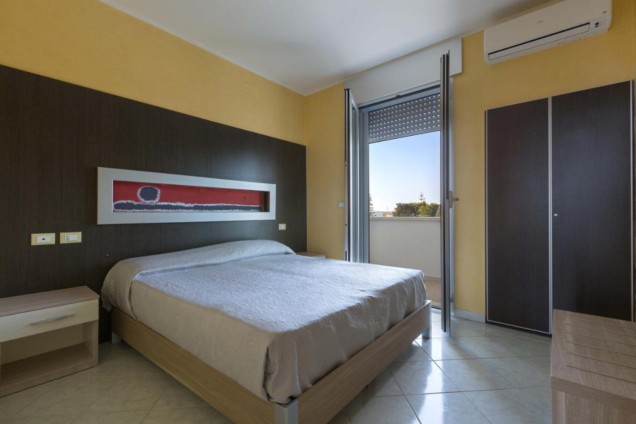 Penthouse Apartment,1238054032:JPEG