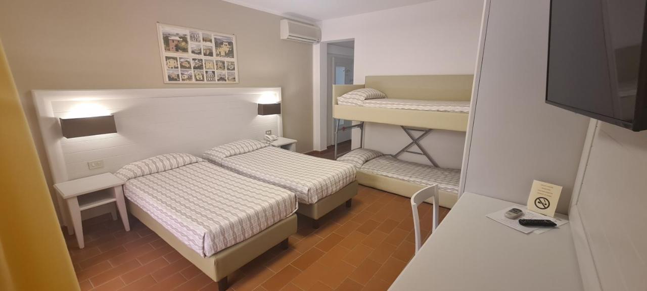 Standard Quadruple Room,1613663008:JPEG