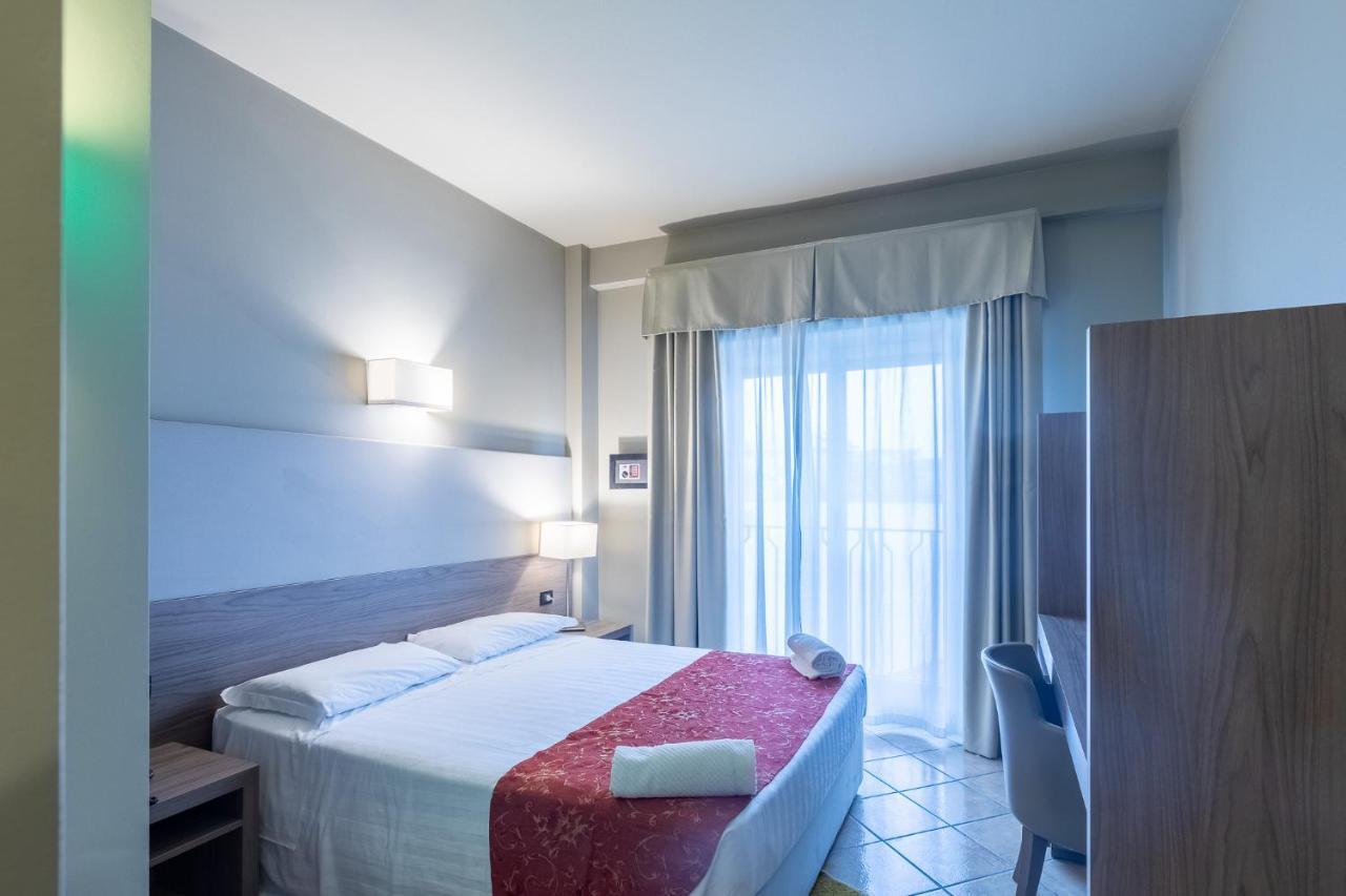 Quarto Duplo Standard