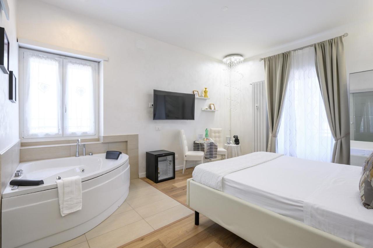 Apartament typu Suite z wanną z hydromasażem