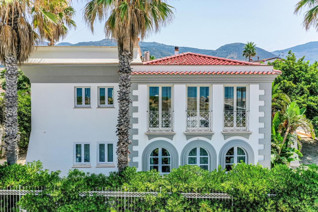 Villa con Piscina Privata