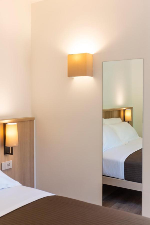 Quarto Duplo com Varanda
