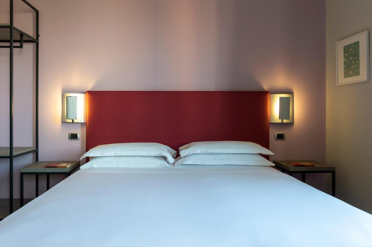 Double or Twin Room,1249683085:JPEG