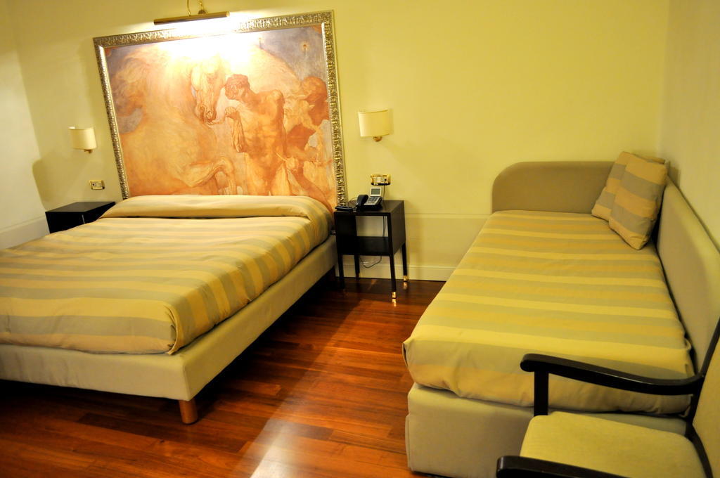 Triple Room,125354457:JPEG