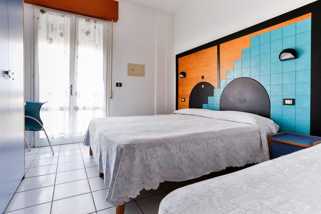 Double Room,125660250:JPEG