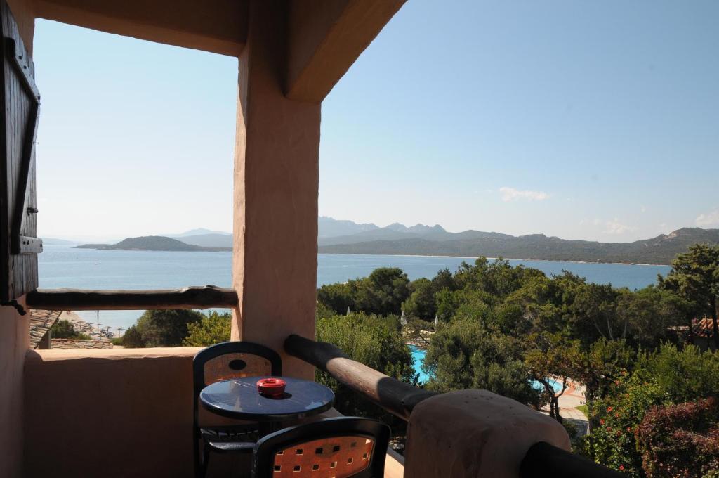Chambre Double ou Lits Jumeaux - Vue Latérale sur Mer