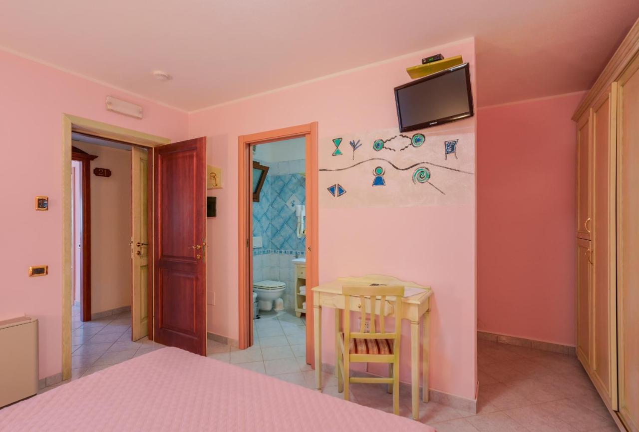 Two Connecting Double Rooms