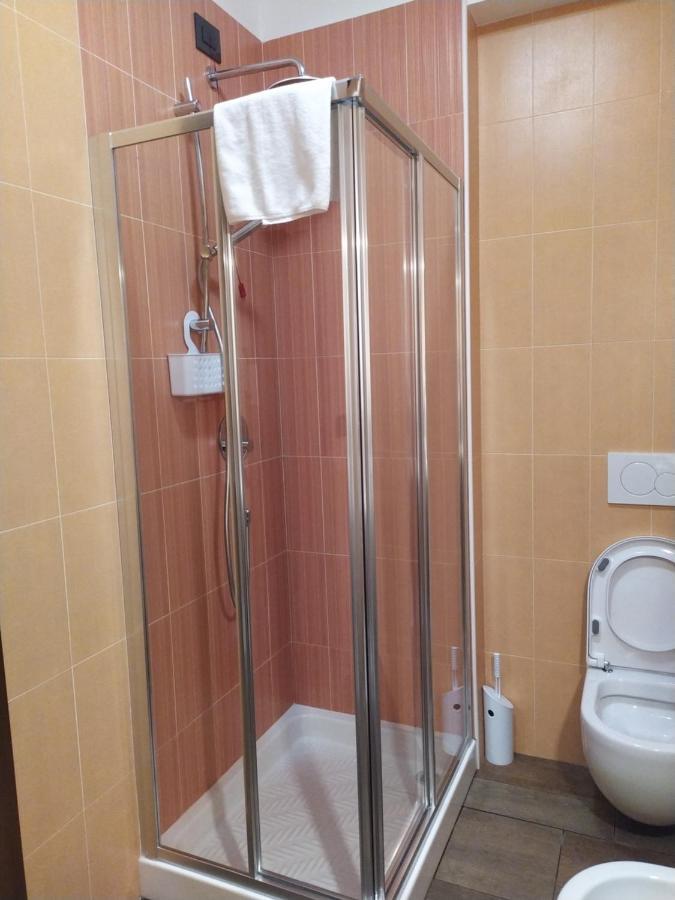 Camera Matrimoniale con Bagno Privato