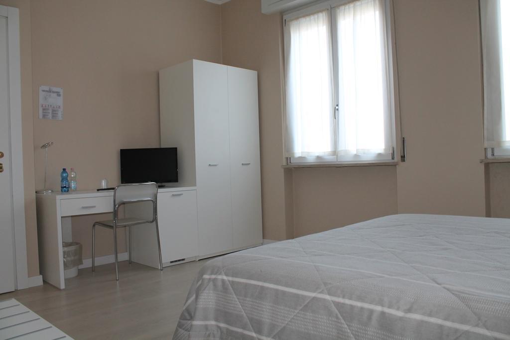 Single Room,127137543:JPEG
