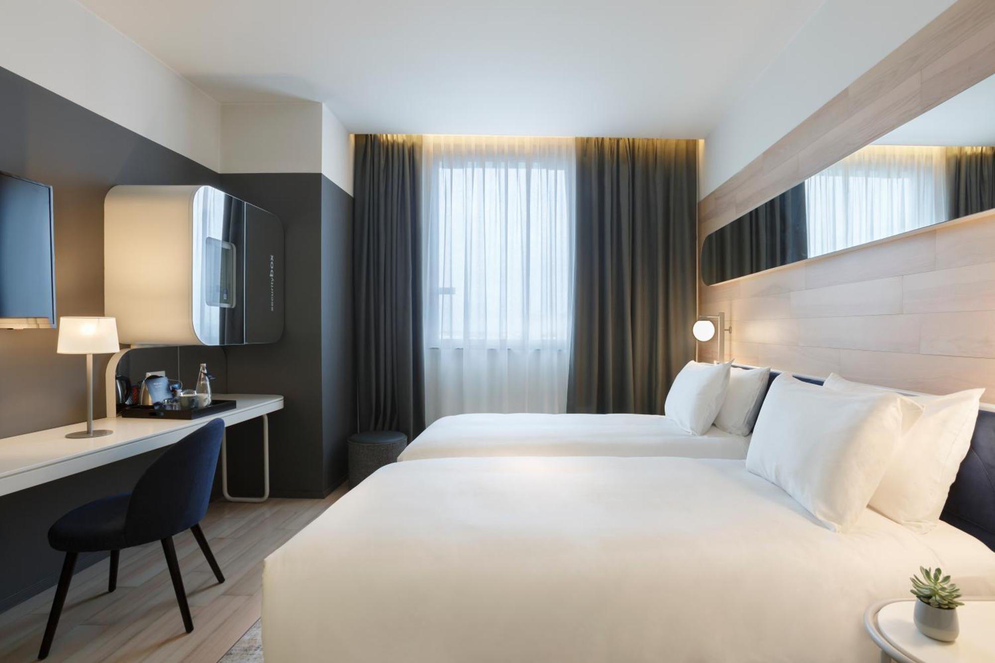 Standard Twin Room Two Twin Beds