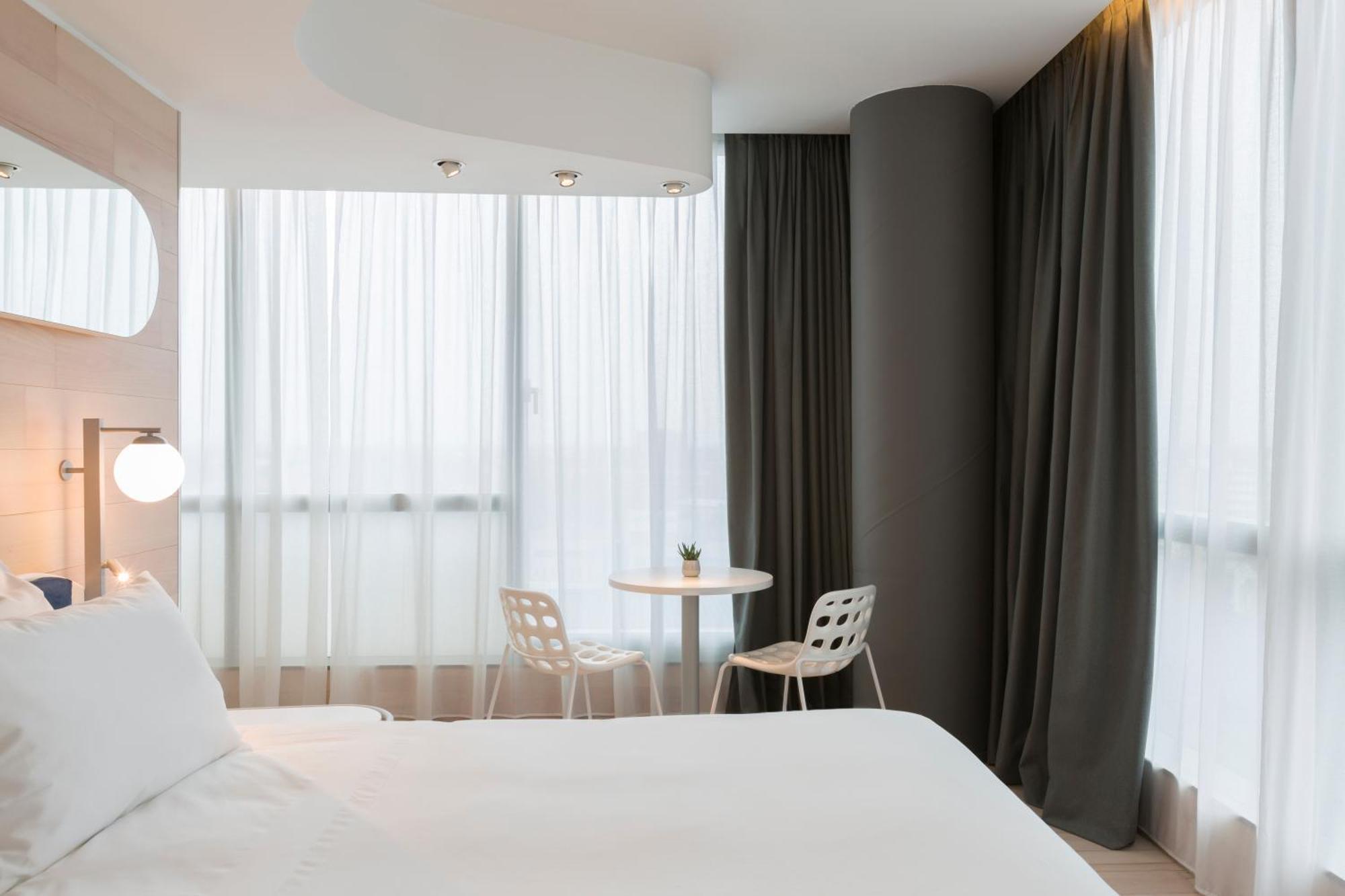 Quarto King Premium de Canto com Vista Cidade