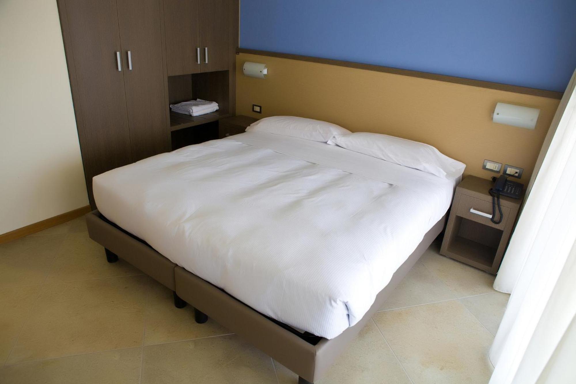 Doppel-/Zweibettzimmer - barrierefrei