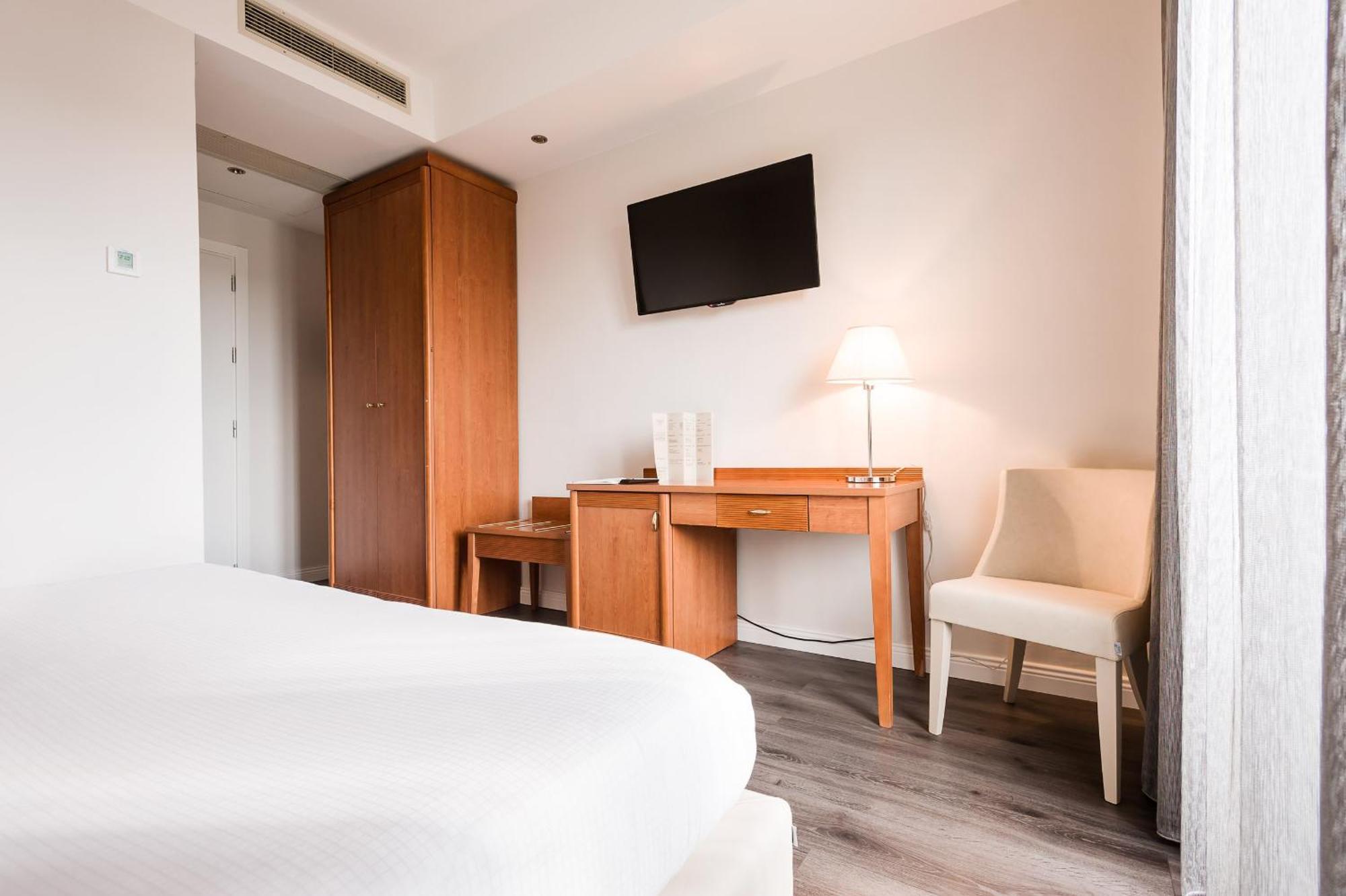 Standard Double or Twin Room with Balcony,1279910023:JPEG