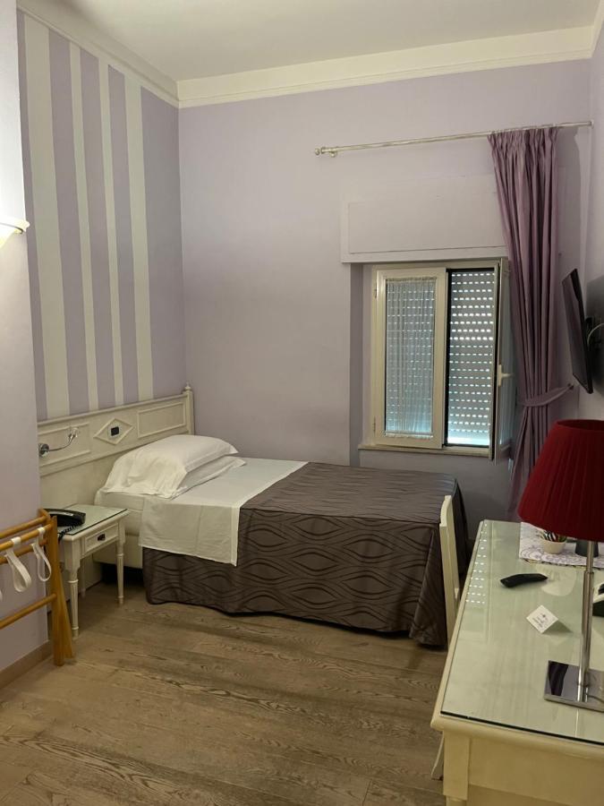 Economy Single Room