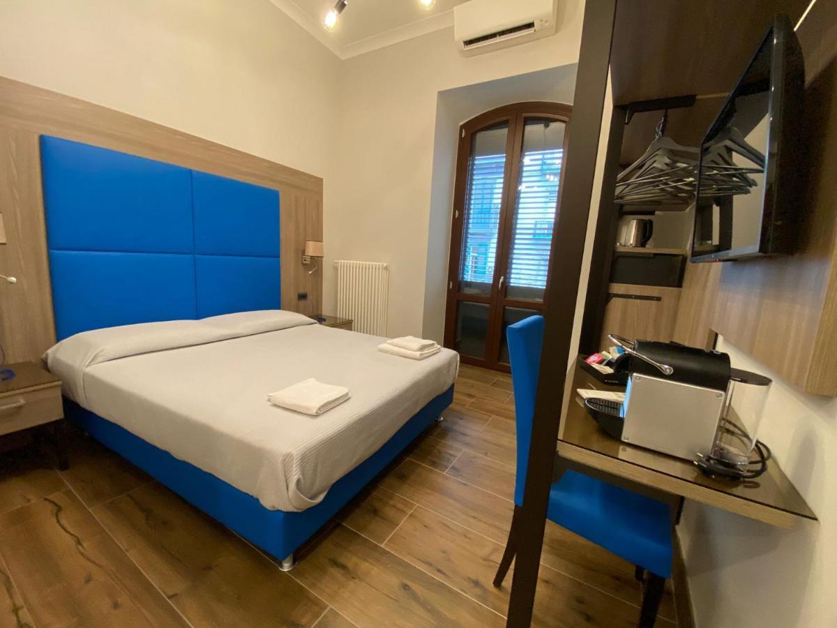 Deluxe Double Room Balcony,1292324326:JPEG
