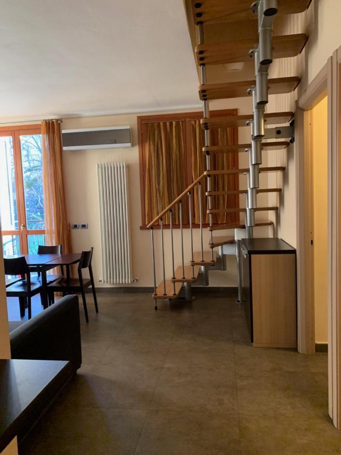 Two-Bedroom Apartment,1293095968:JPEG