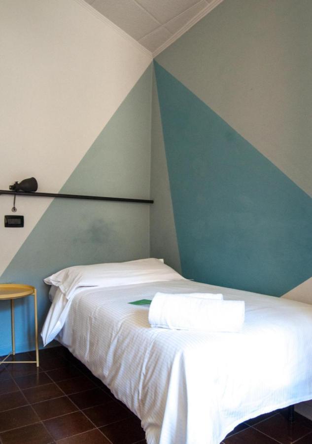 Camera Singola con Bagno Privato
