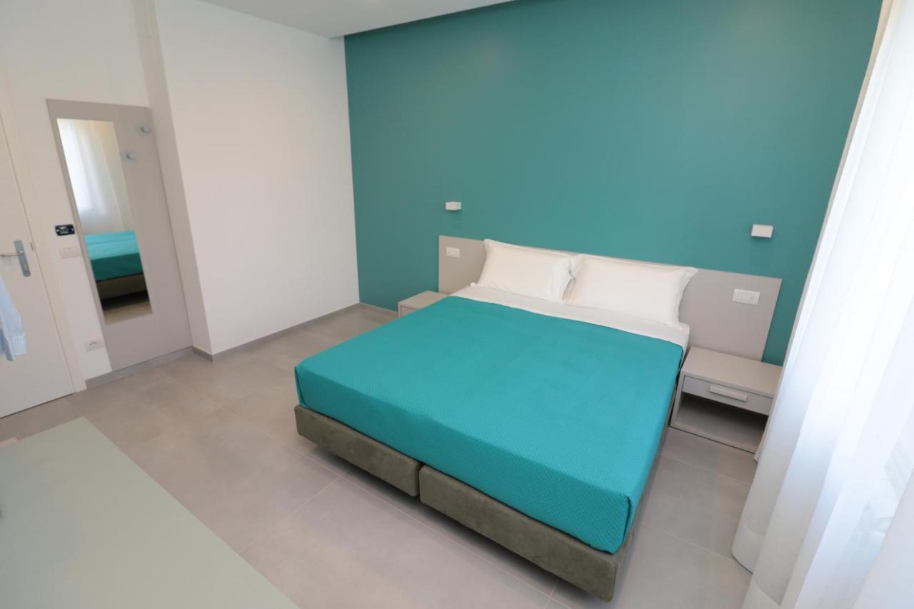 Quarto Deluxe com Cama de Casal ou 2 de Solteiro