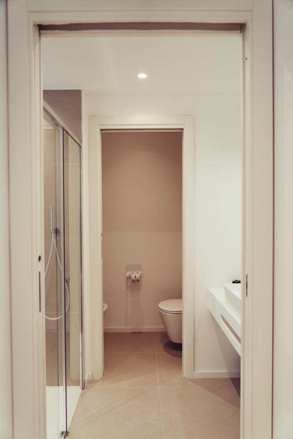 Classic Apartment,1299339838:JPEG