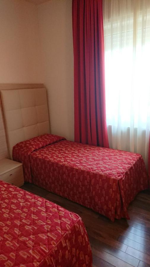 Single Room,1299708652:JPEG