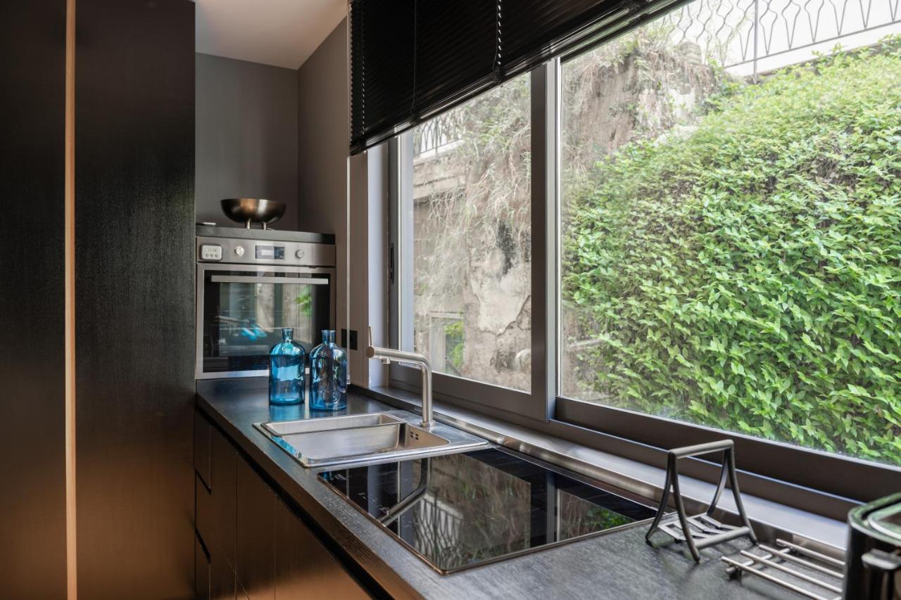 Apartament with balcony – Via Santa Lucia 36