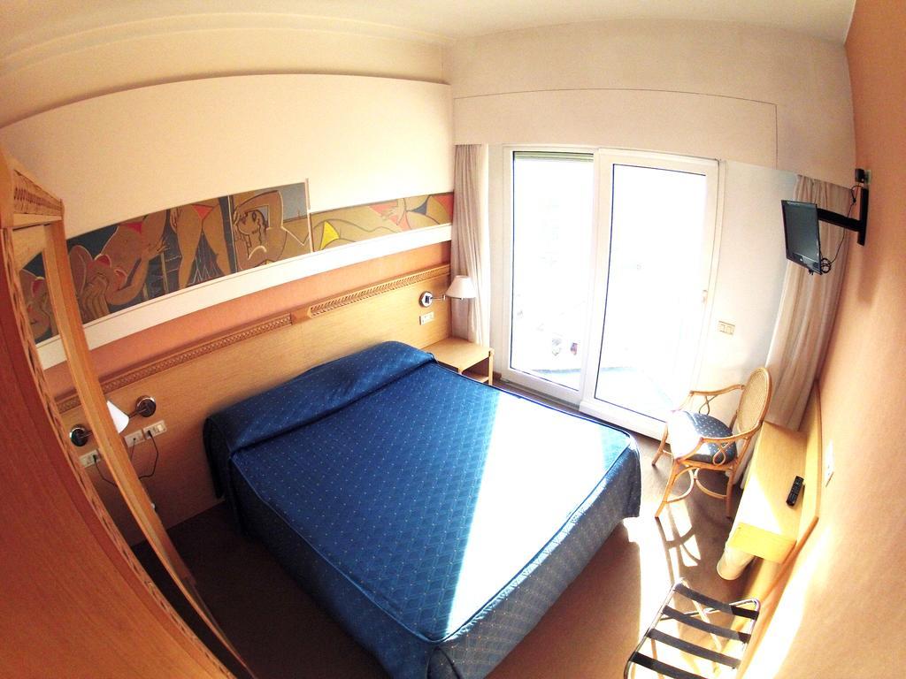 Standard Single Room,462444987:JPEG