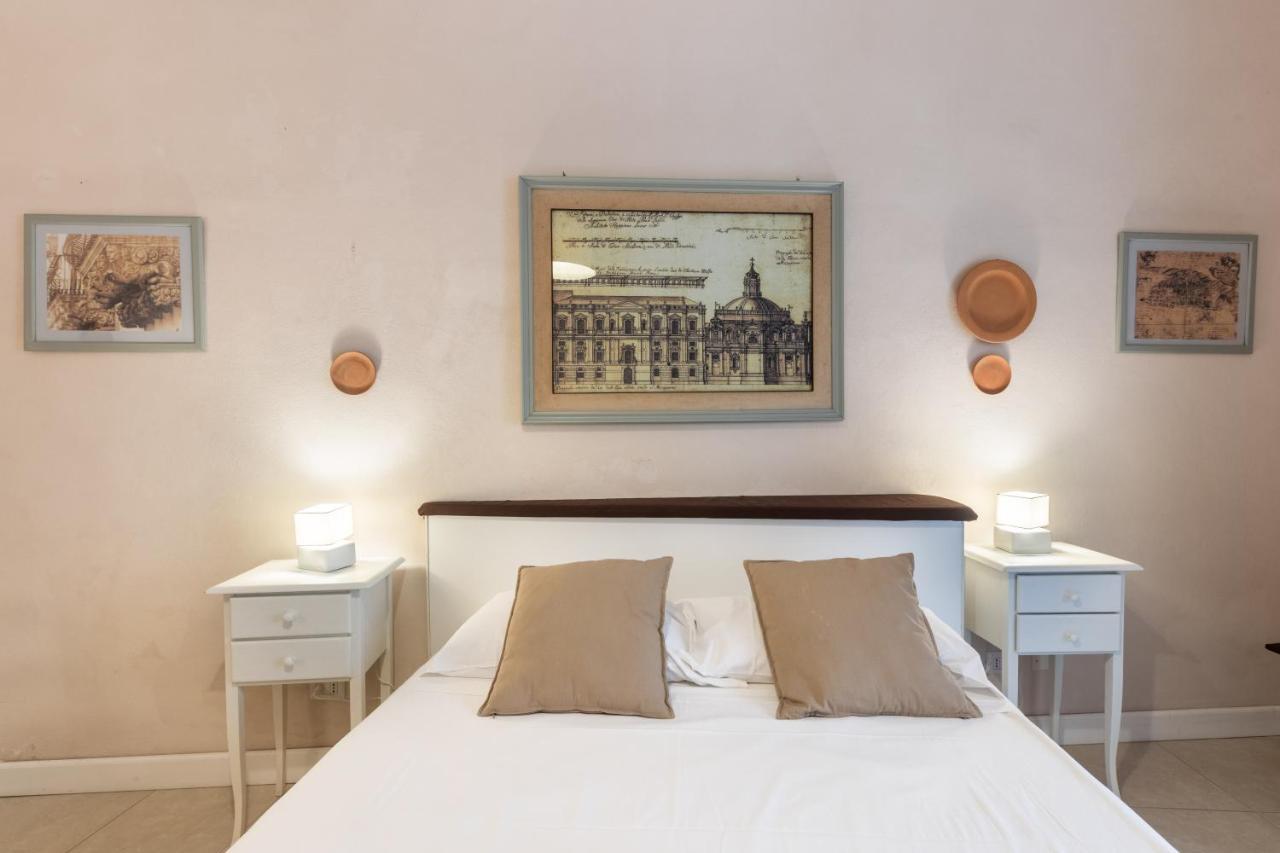 Deluxe Room,1319588584:JPEG