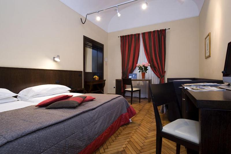 Quarto Triplo Económico
