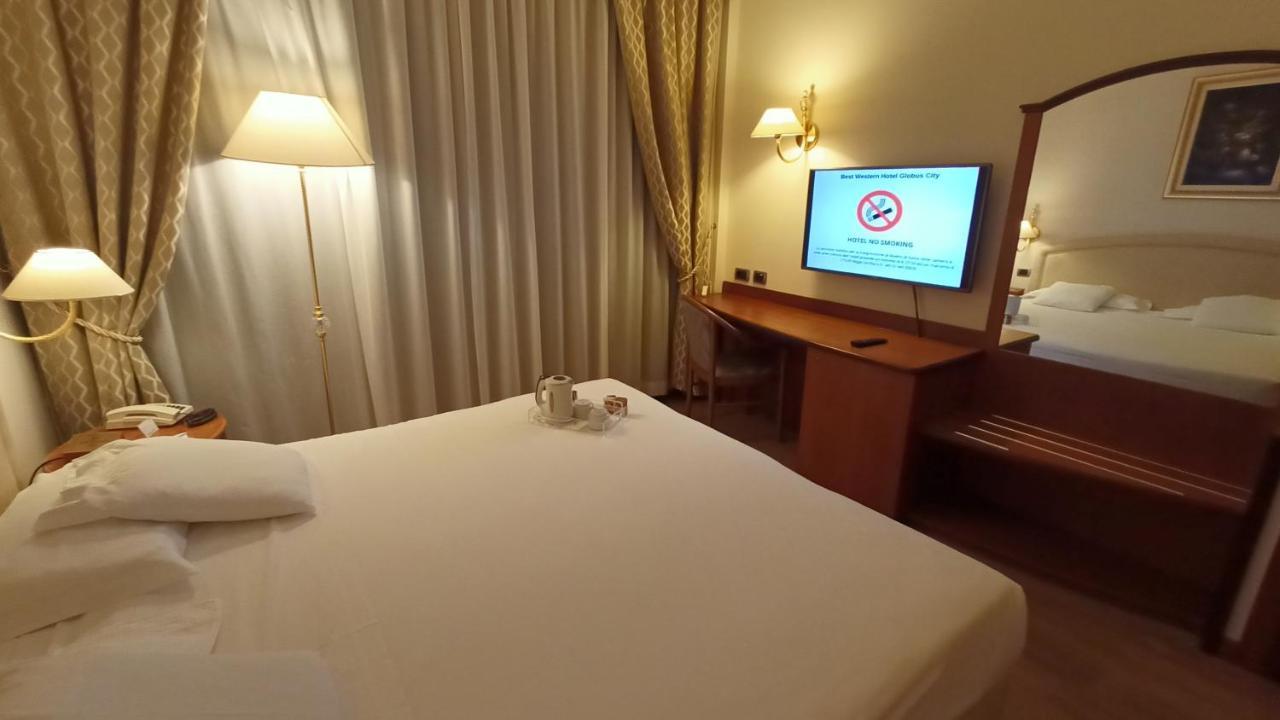 Standard Queen Room