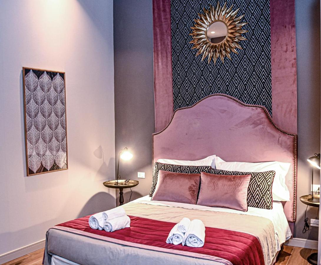 Quarto Grande com Cama de Casal ou 2 de Solteiro