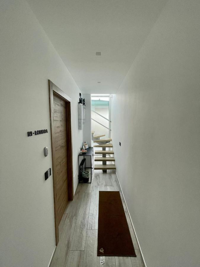 Small Double Room,1189885915:JPEG