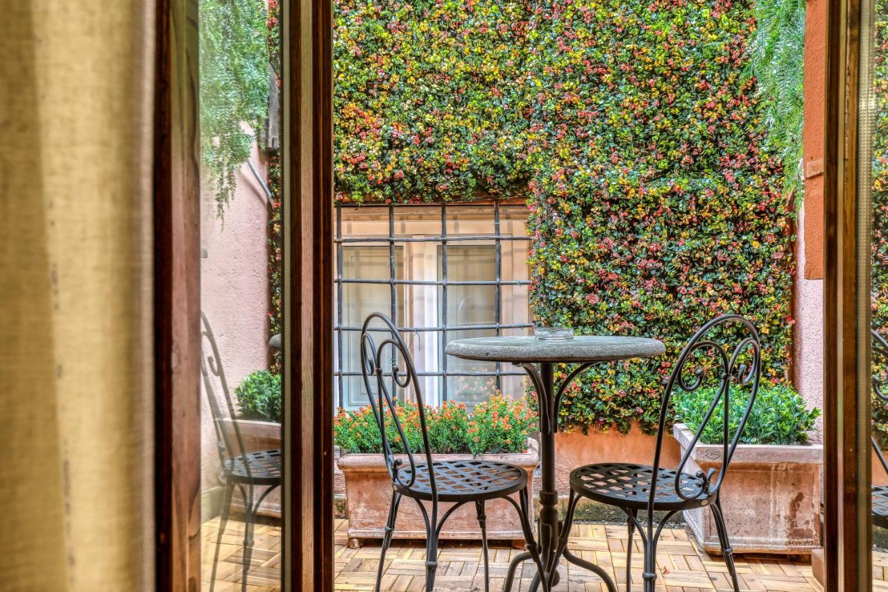 Quarto Duplo com Terraço