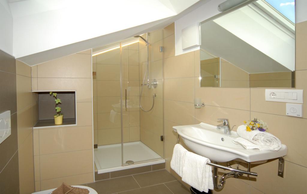 Doppelzimmer A