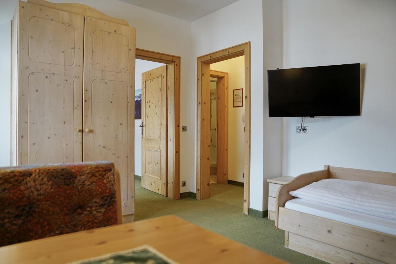 Dreibettzimmer