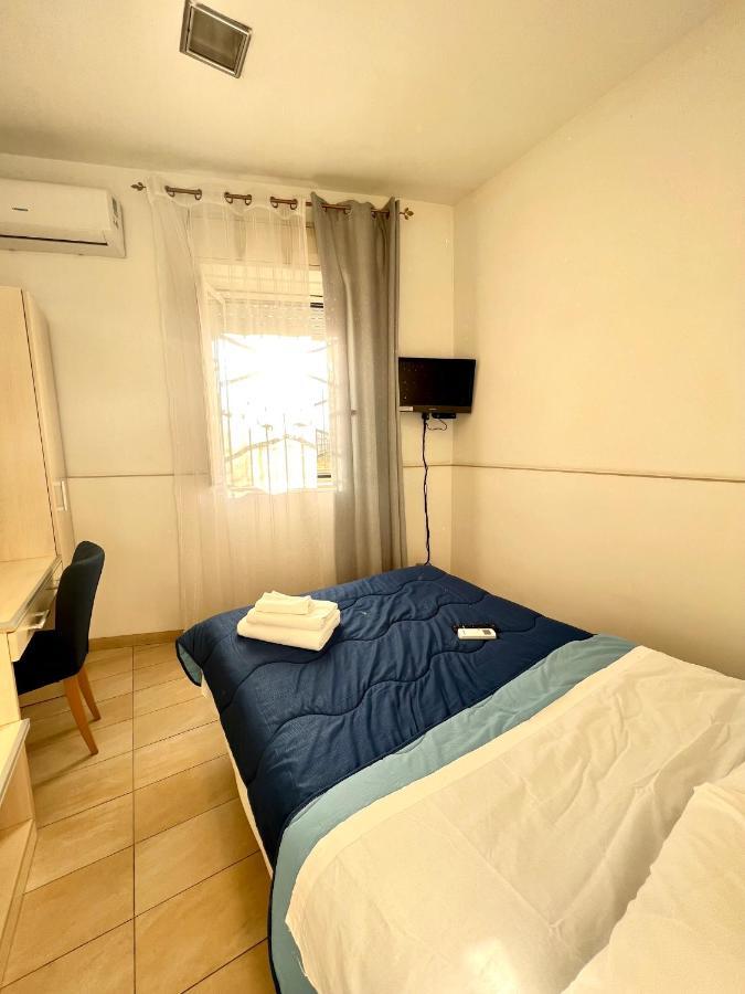 Economy Double Room,1333718399:JPEG