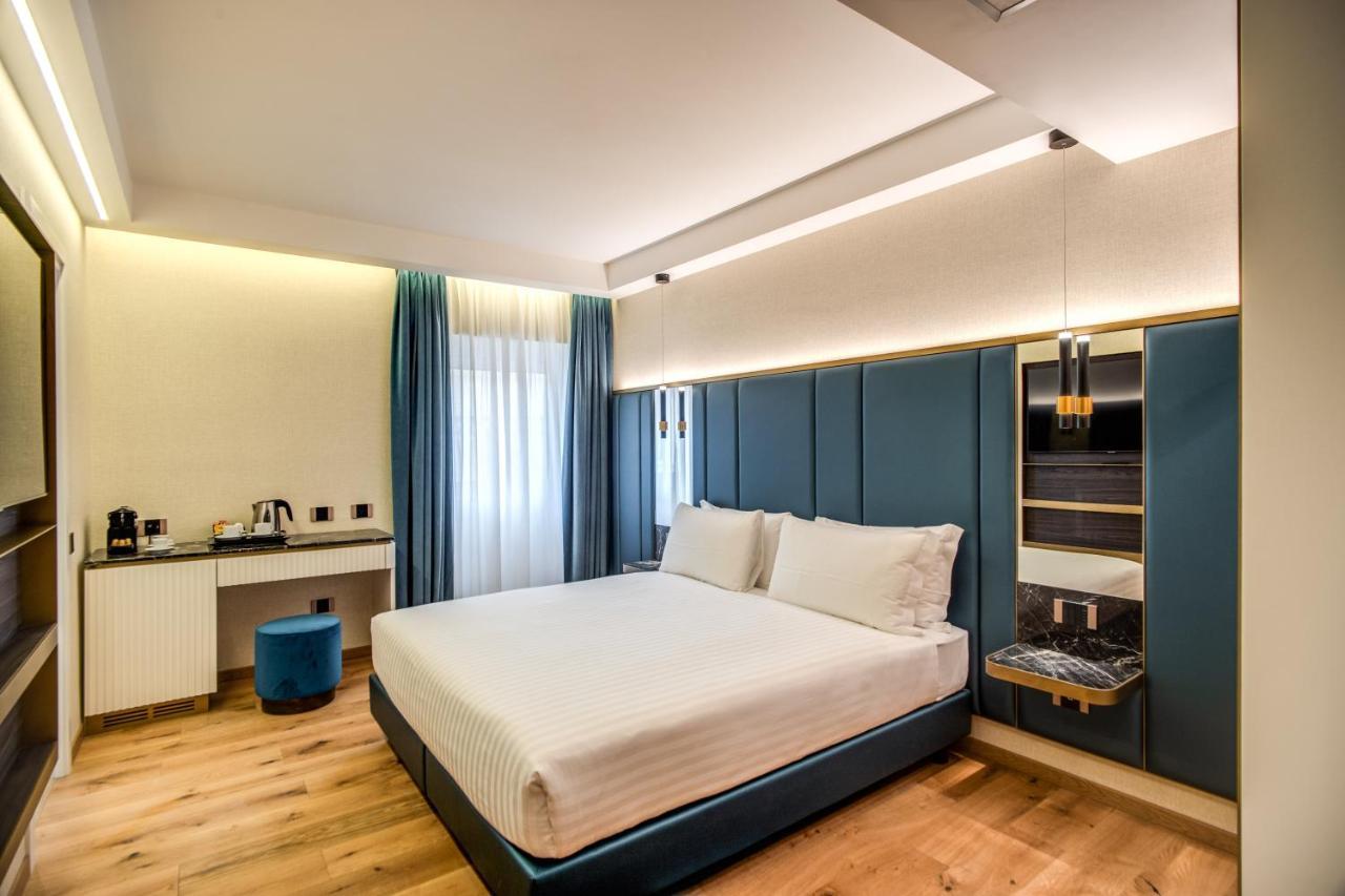 Quarto Deluxe com Cama de Casal ou 2 de Solteiro