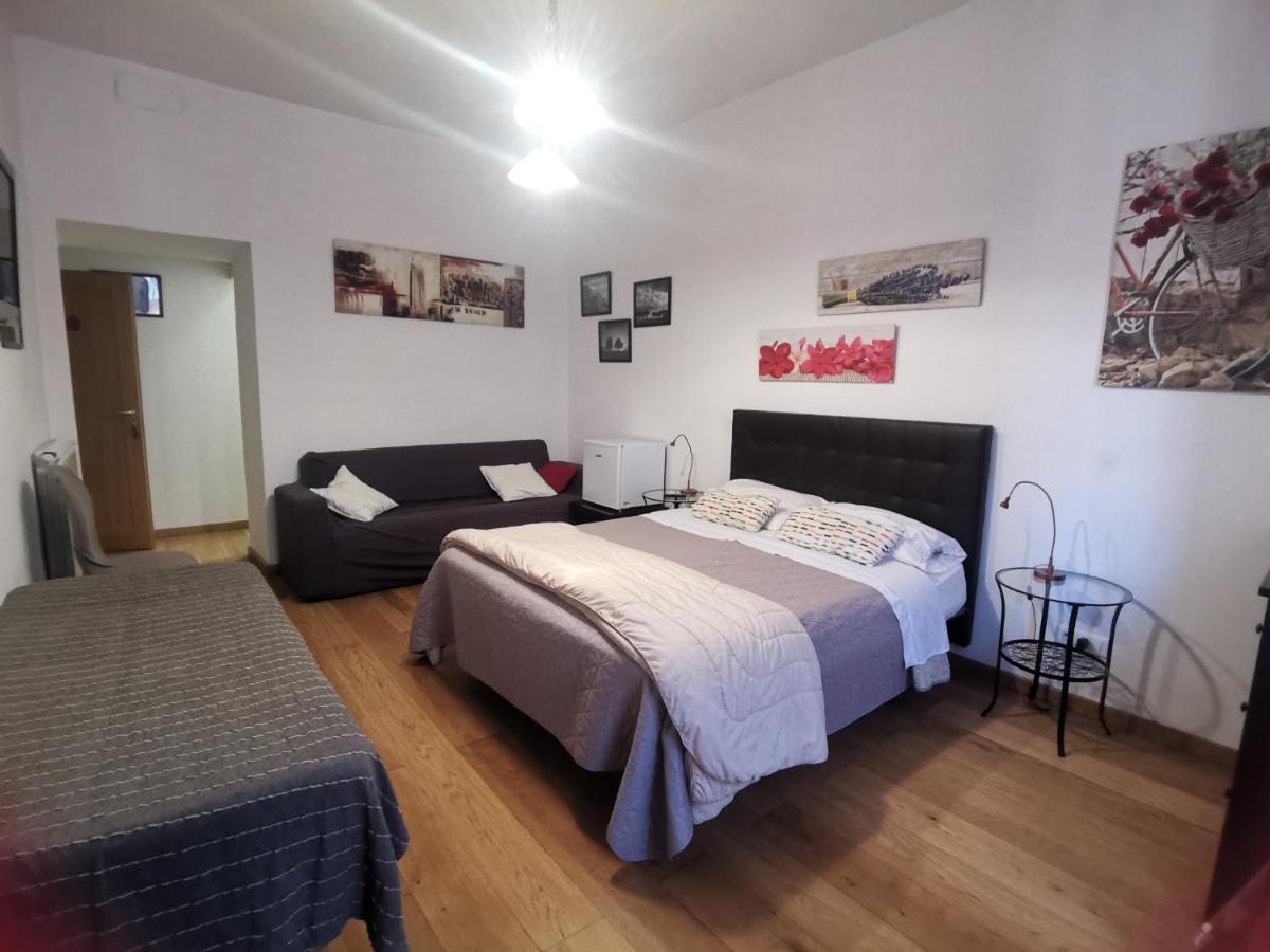 Comfort Triple Room