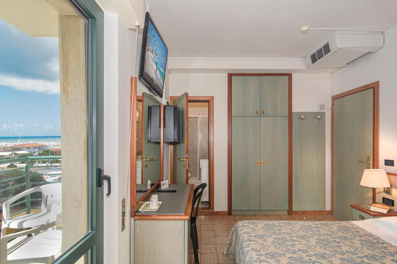 Double or Twin Room,1340305844:JPEG