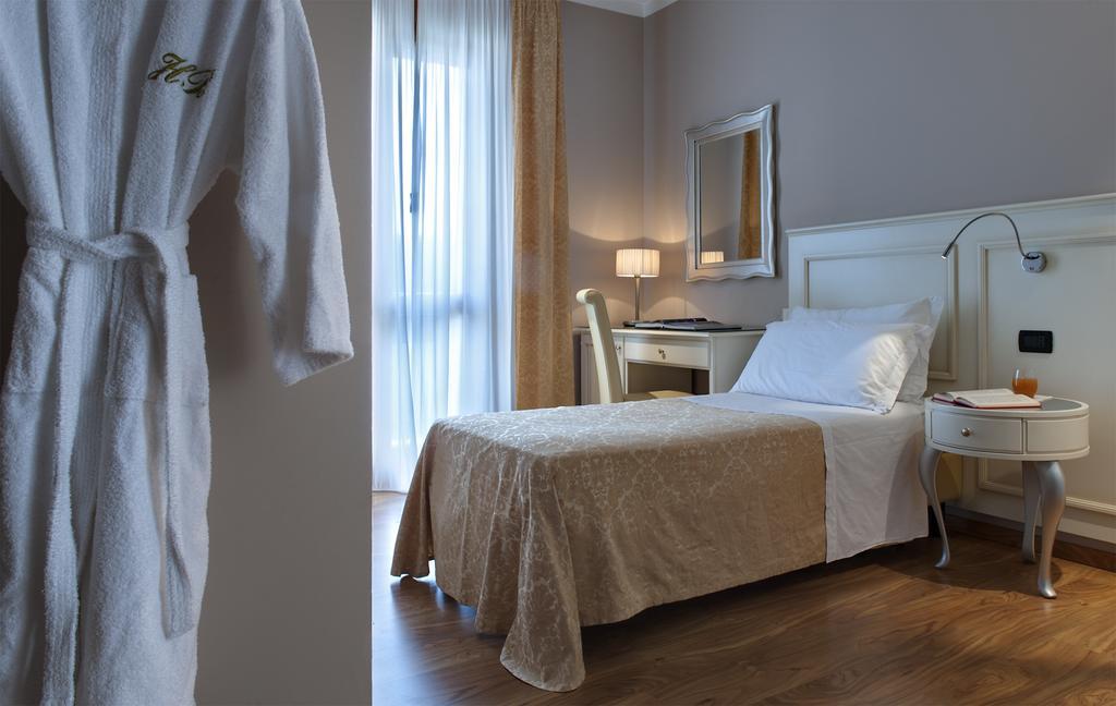 Single Room,1015894531:JPEG