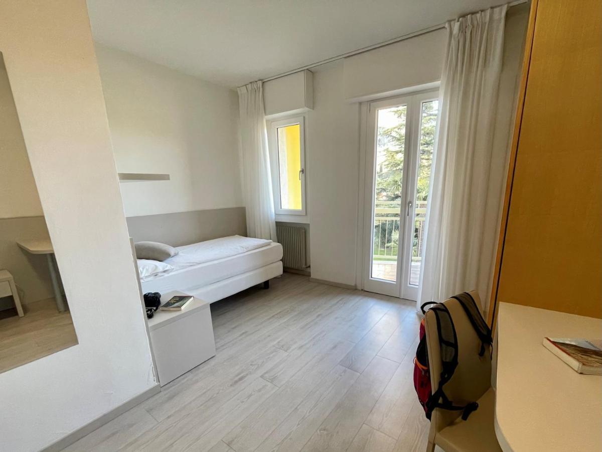 Dreibettzimmer mit Balkon