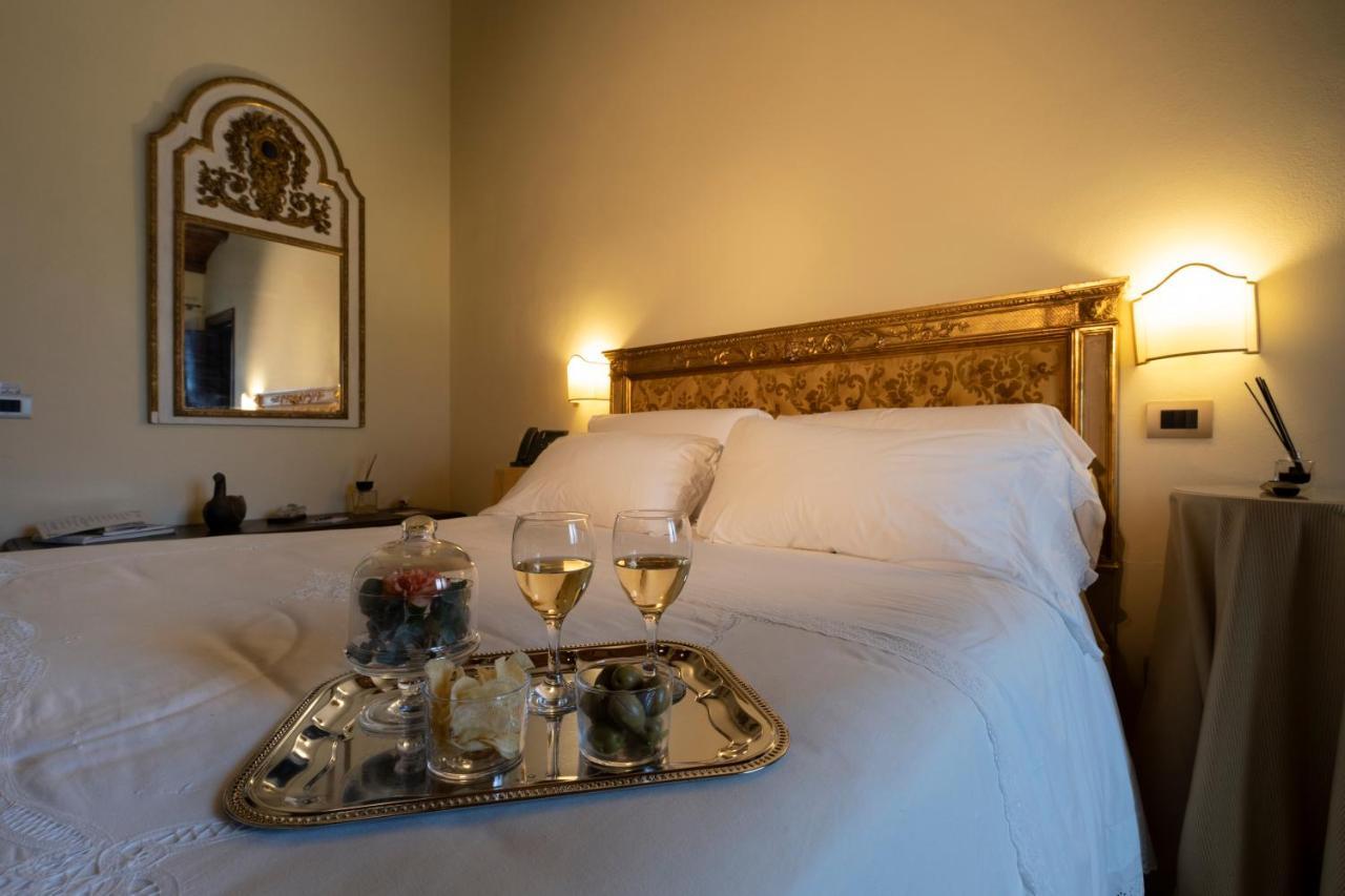 Superior Queen Room,1349860342:JPEG
