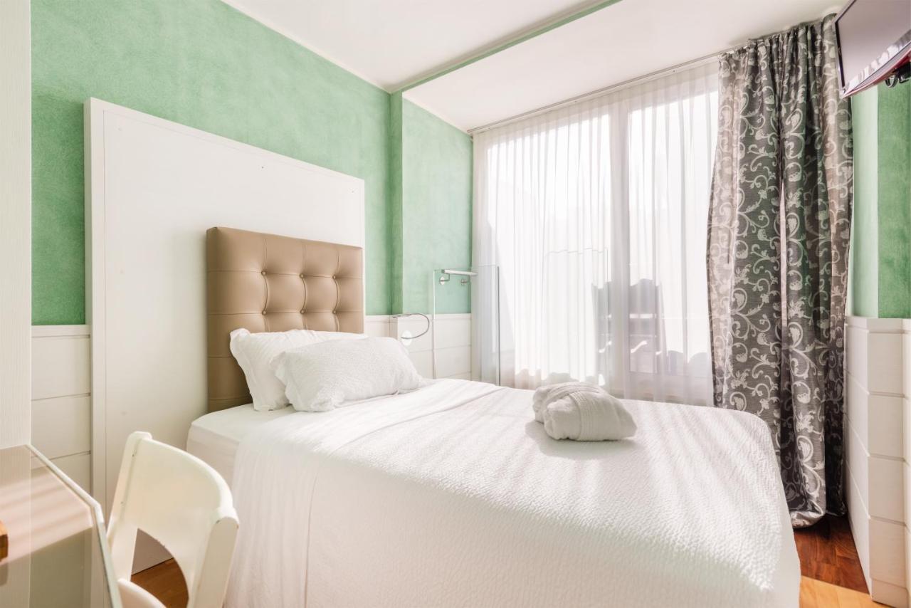 Superior Single Room