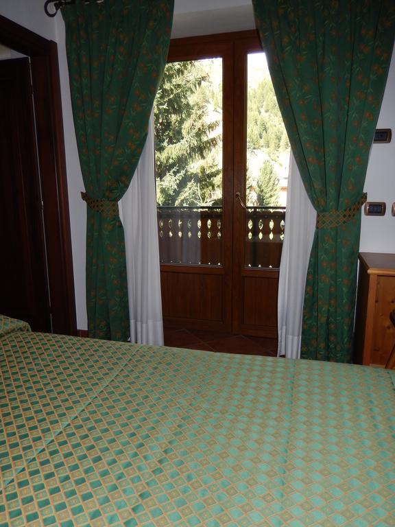Grande Chambre Simple
