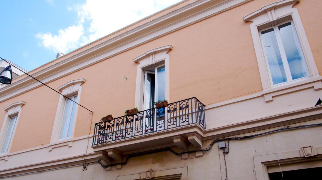 Junior Suite con Balcone e Bagno Privato Adiacente